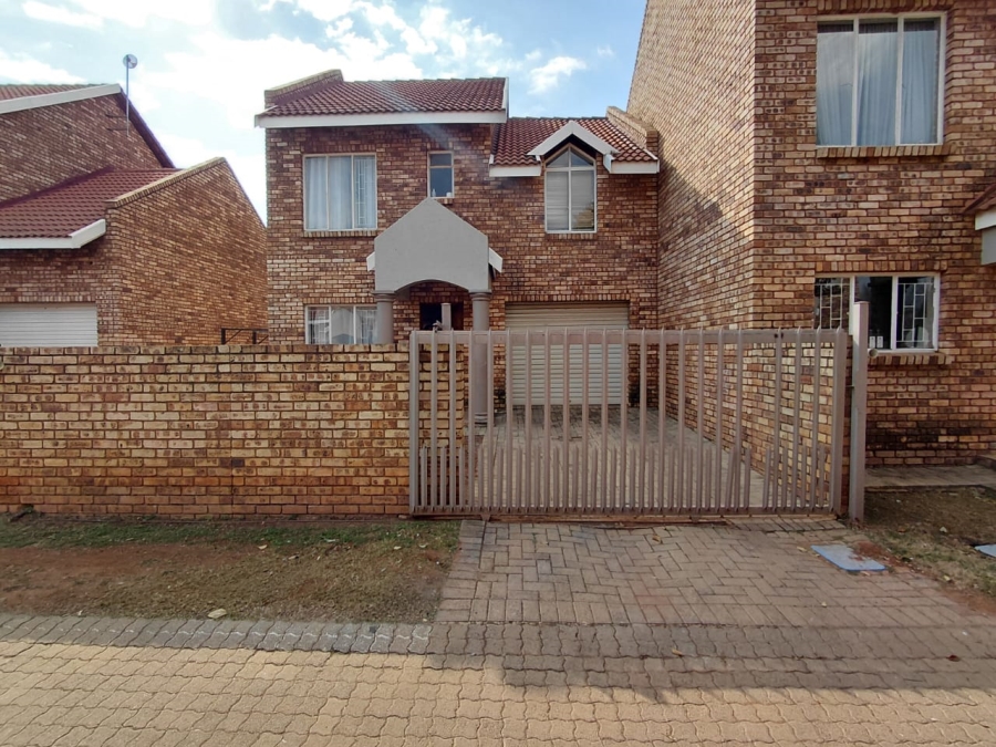 3 Bedroom Property for Sale in Baillie Park North West